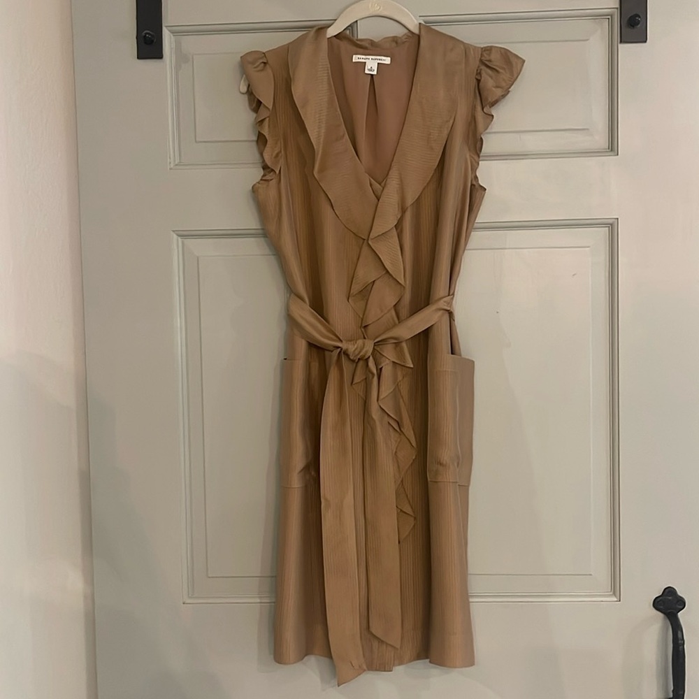 Banana Republic 100% Silk Dress, Size 6, Gold/Tan